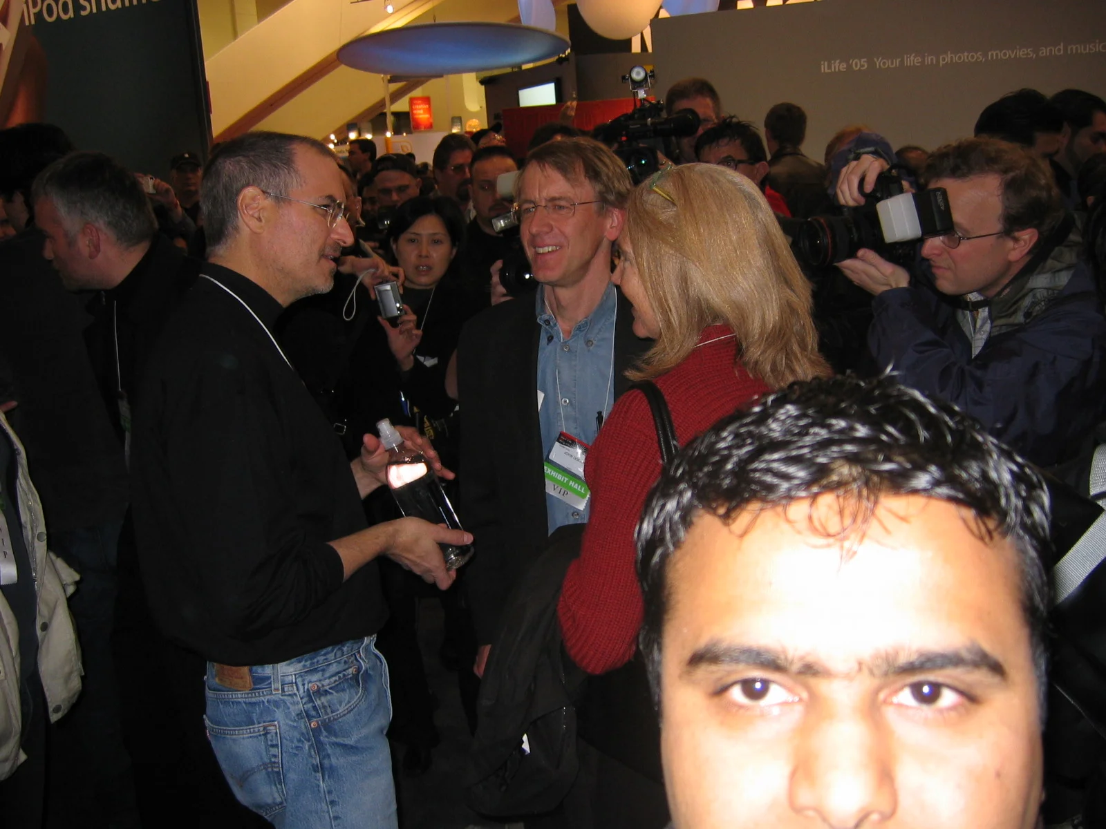 I was too embarrassed to get a selfie.. This was 2005 BI (Before iPhone), so I aimed my Canon point and shoot over my shoulder and clicked...